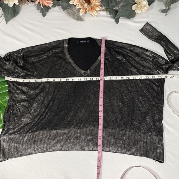 NEW Zara Knit [ Small ]‎ V Neck Metallic Long Sleeve Top Sweater Black/Gold - Picture 3 of 14